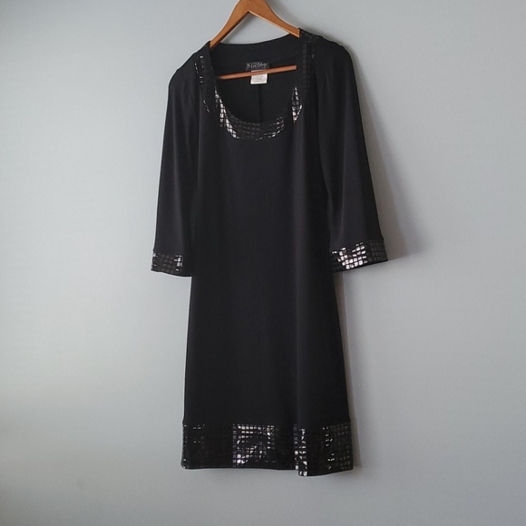 Blue Sage Black Scoop Neck Metallic Shift Mini Dress NWOT Womens Medium - Picture 3 of 8